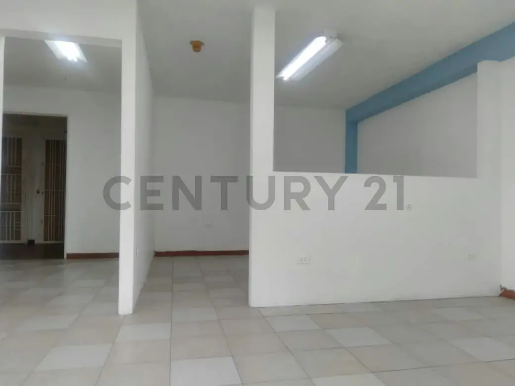 Venta Oficina Residencias el Parque - 2