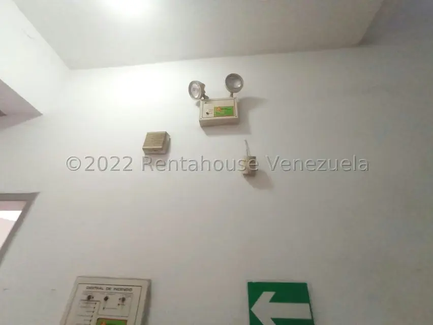 Local Comercial en Venta en Avenida Libertador, Lara - 13