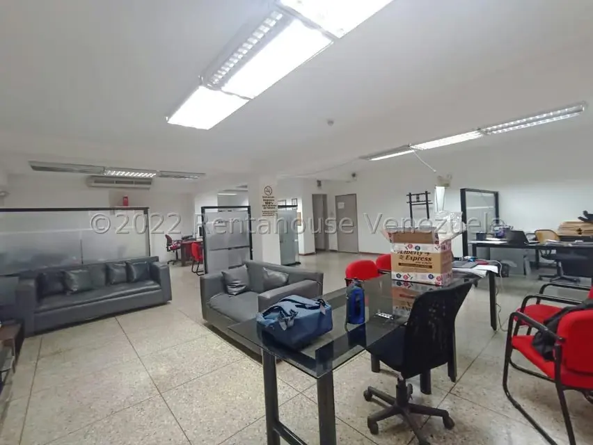 Local Comercial en Venta en Avenida Libertador, Lara - 17