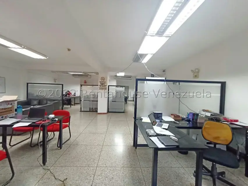 Local Comercial en Venta en Avenida Libertador, Lara - 21