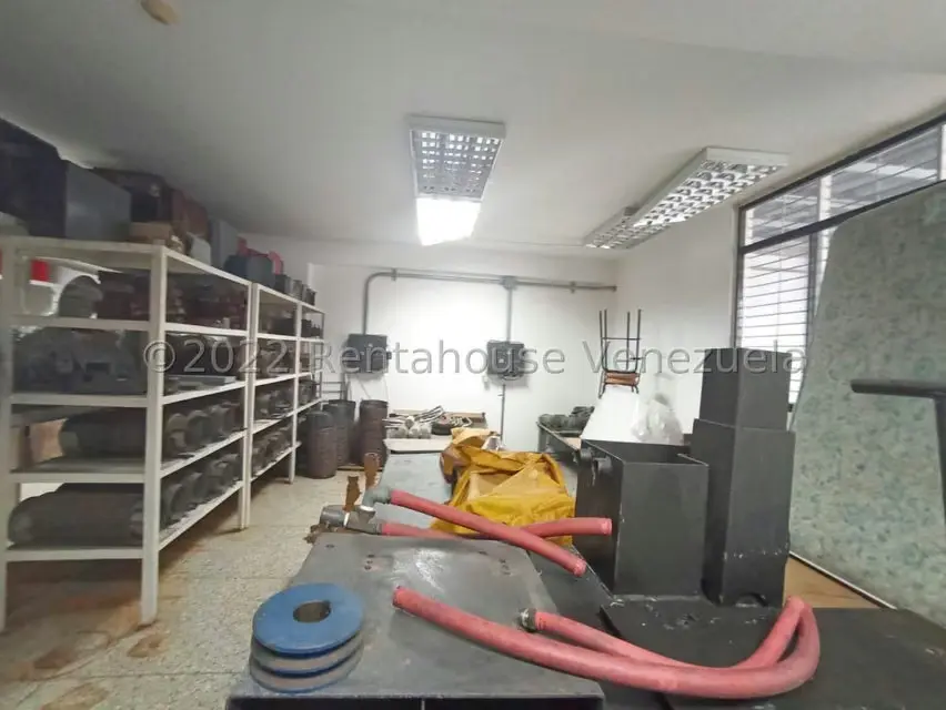 Local Comercial en Venta en Avenida Libertador, Lara - 30
