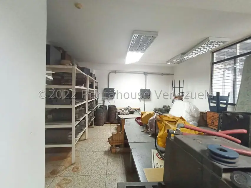 Local Comercial en Venta en Avenida Libertador, Lara - 36