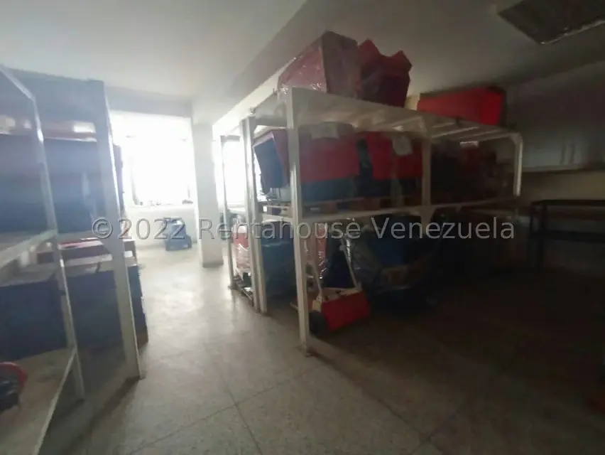 Local Comercial en Venta en Avenida Libertador, Lara - 44