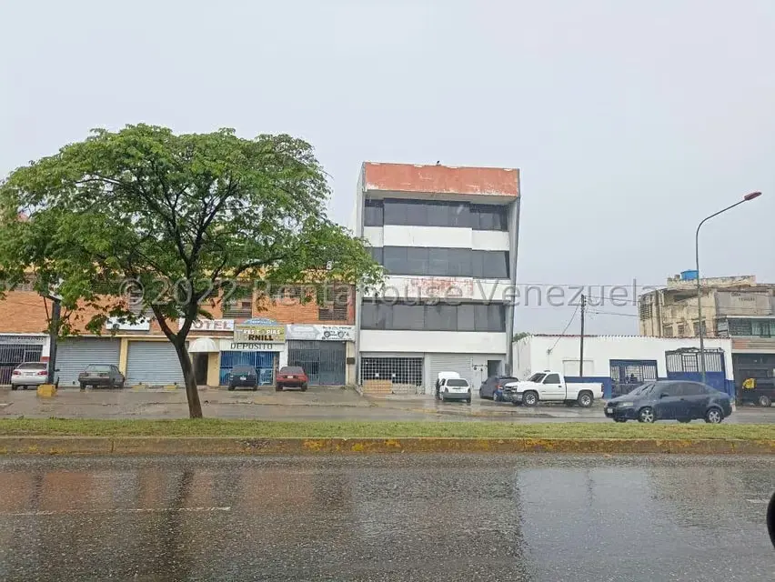 Local Comercial en Venta en Avenida Libertador, Lara - 64