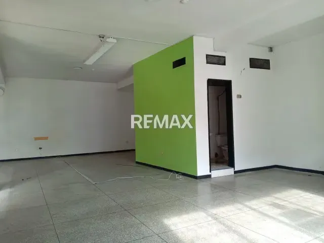 Local comercial en alquiler - 11
