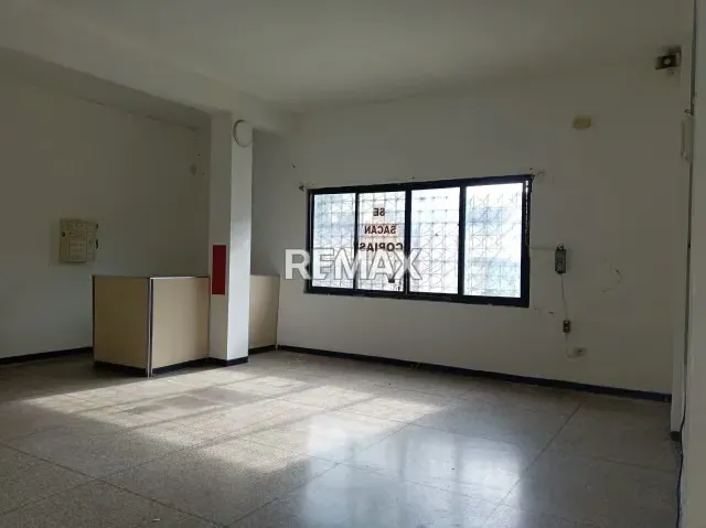 Local comercial en alquiler - 12