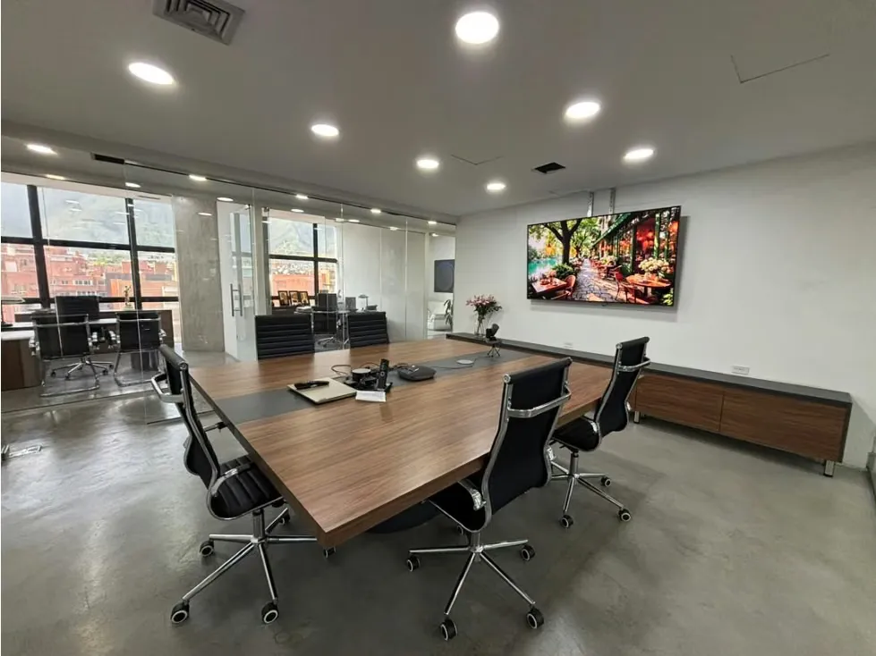 Se alquila Oficina 12m² Campo Alegre - 5
