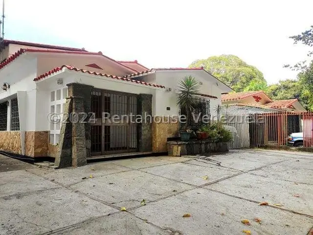 Casa (Multipes Niveles) en Venta en Los Palos Grandes, Distrito Metropolitano