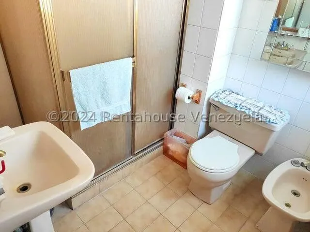 Casa (Multipes Niveles) en Venta en Los Palos Grandes, Distrito Metropolitano - 15