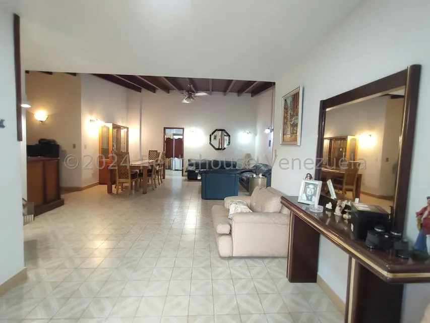 Casa (Multipes Niveles) en Venta en Los Palos Grandes, Distrito Metropolitano - 9