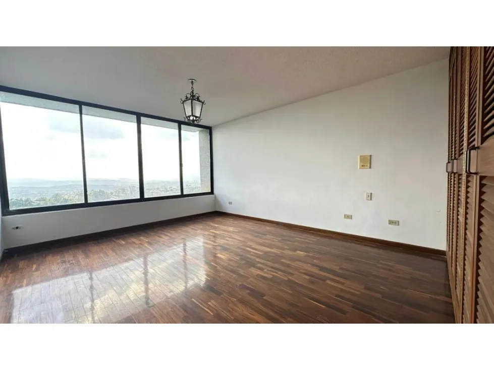 Se vende Apto PH 700m² 4h+1s/4b+1s/6p Alto Hatillo - 11