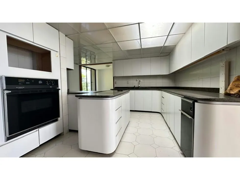 Se vende Apto PH 700m² 4h+1s/4b+1s/6p Alto Hatillo - 10