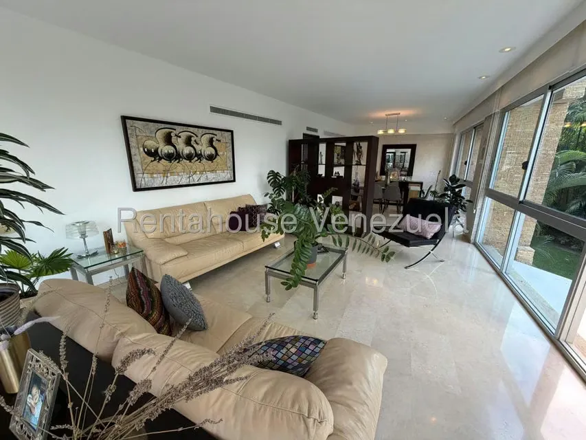 Apartamento (1 Nivel) en Venta en Las Mesetas de Santa Rosa de Lima, Distrito Metropolitano - 13