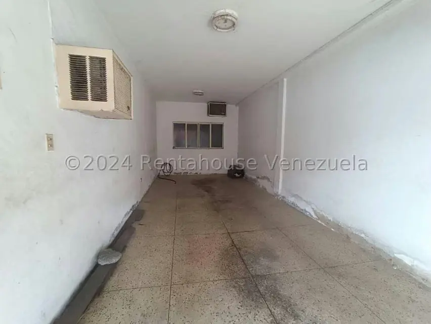 Casa (Multipes Niveles) en Venta en Guatire, Miranda - 4
