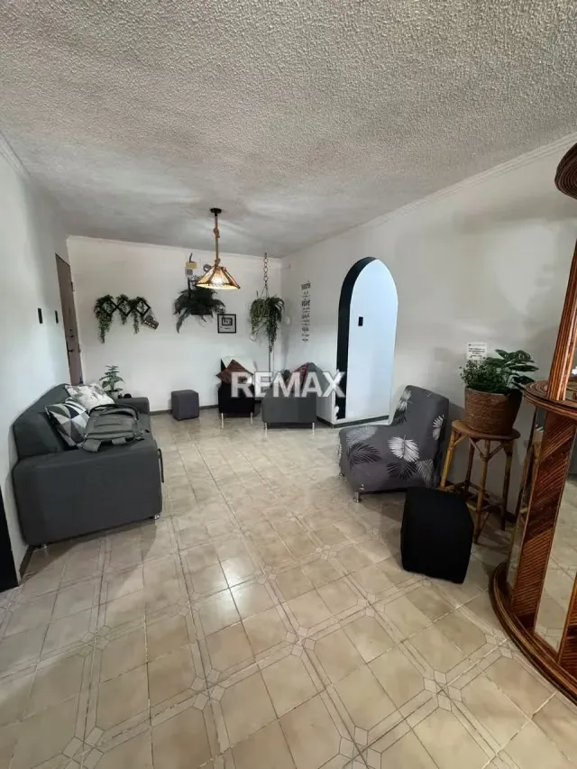 Apartamento en Venta Urbanización Base Aragua - 4