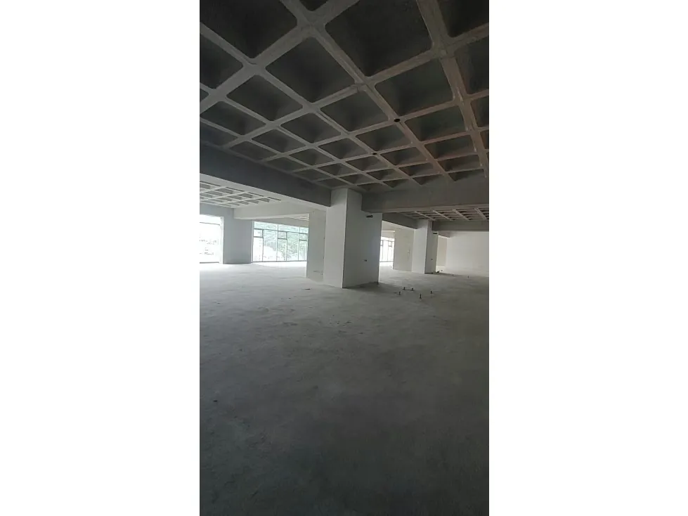Se alquila Oficina 130m² Las Mercedes - 3