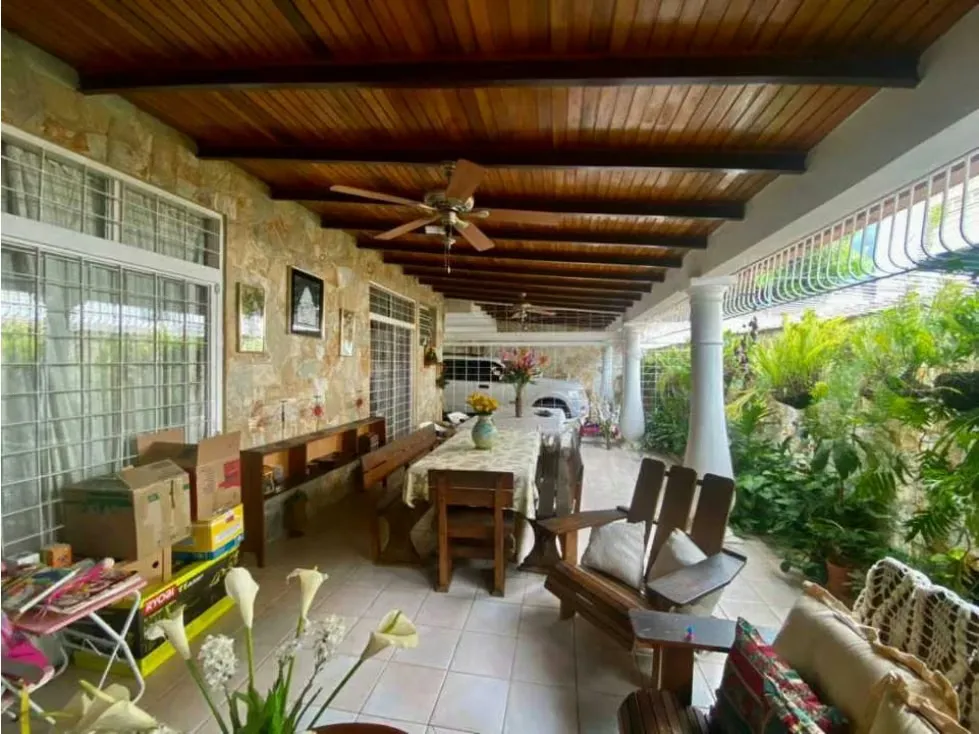 Vendo casa 350m2 Sorokaima 7630 - 2