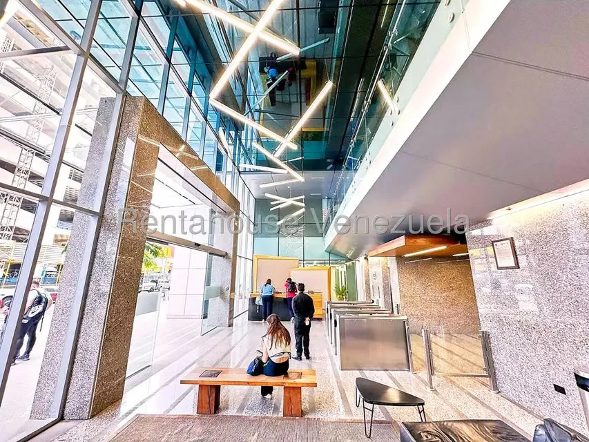 Oficina en Venta en Las Mercedes, Distrito Metropolitano - 2