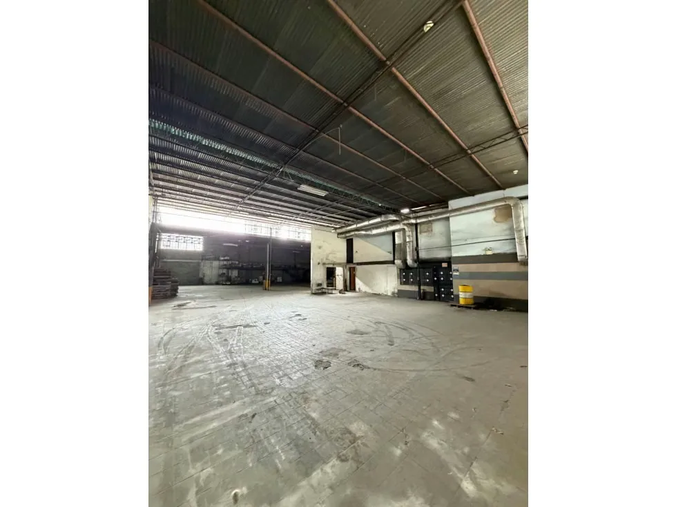 Vendo galpón 2950m2 Santa Rosalia - Nueva Granada 9863 - 11