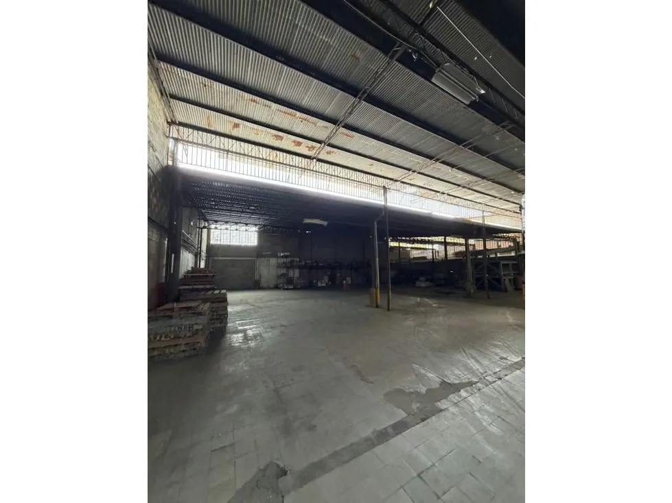 Vendo galpón 2950m2 Santa Rosalia - Nueva Granada 9863 - 12