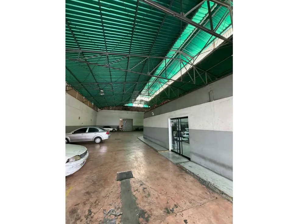 Vendo galpón 2950m2 Santa Rosalia - Nueva Granada 9863 - 3