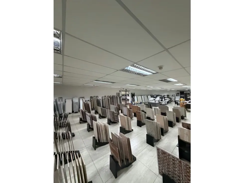 Vendo galpón 2950m2 Santa Rosalia - Nueva Granada 9863 - 6