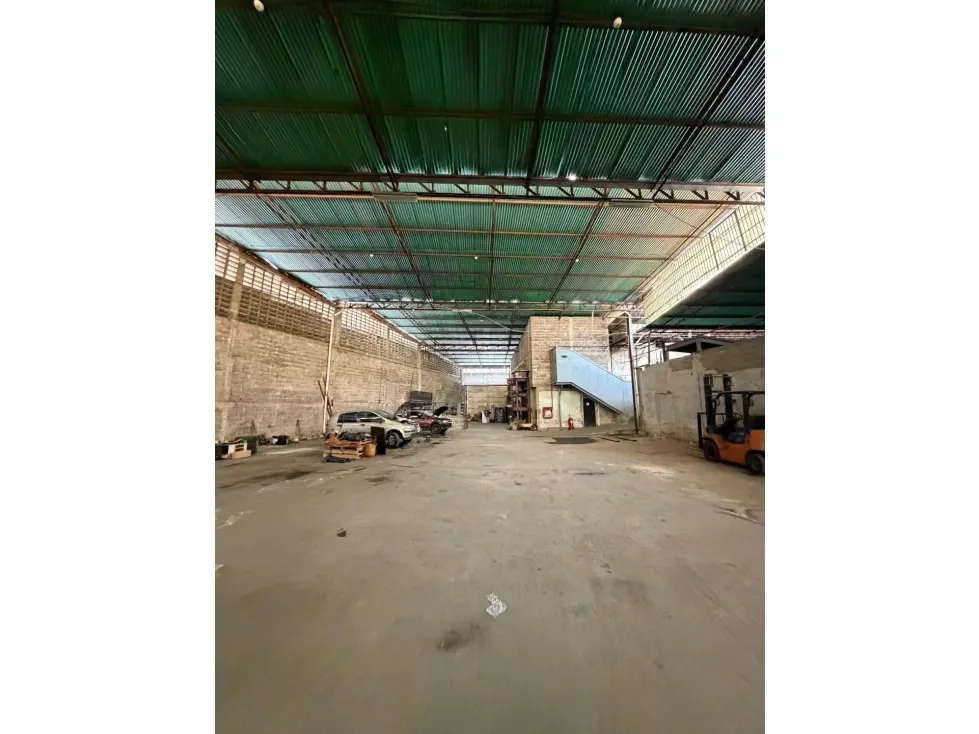 Vendo galpón 2950m2 Santa Rosalia - Nueva Granada 9863 - 9