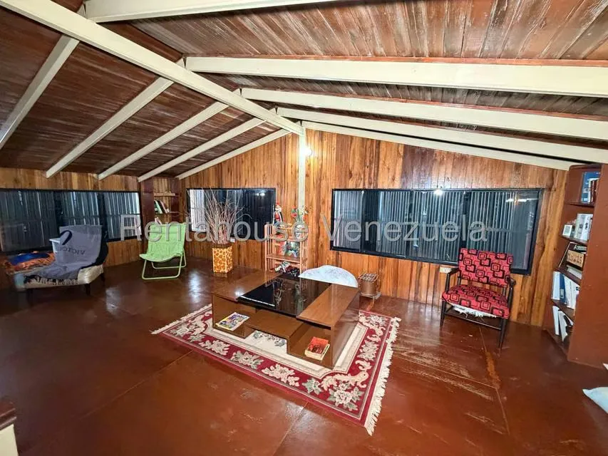 Casa (Multipes Niveles) en Venta en Monte Claro, Distrito Metropolitano - 11