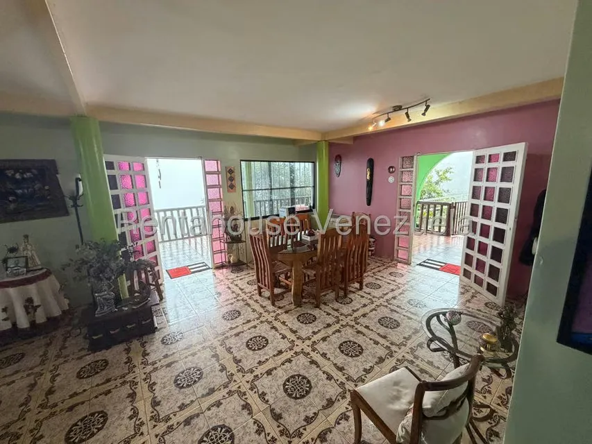Casa (Multipes Niveles) en Venta en Monte Claro, Distrito Metropolitano - 4