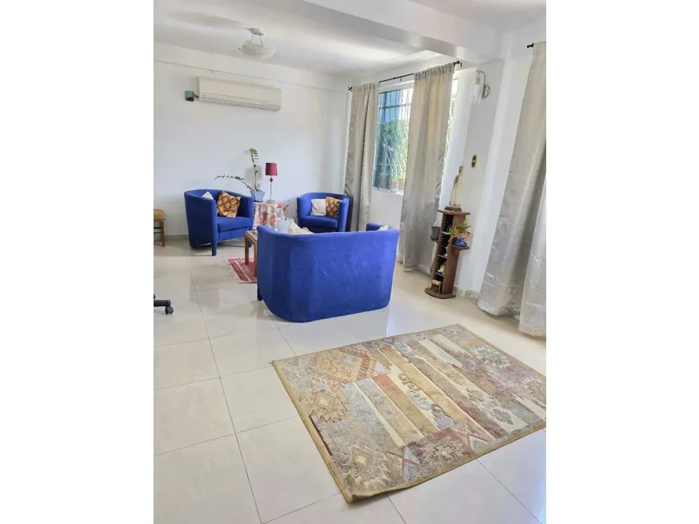 Alquilo habitación 10m2 Campo Claro 2145