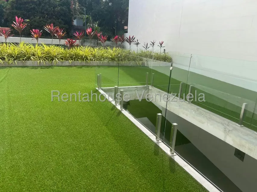 Townhouse (Multiples Niveles) en Venta en Sebucan, Distrito Metropolitano - 4
