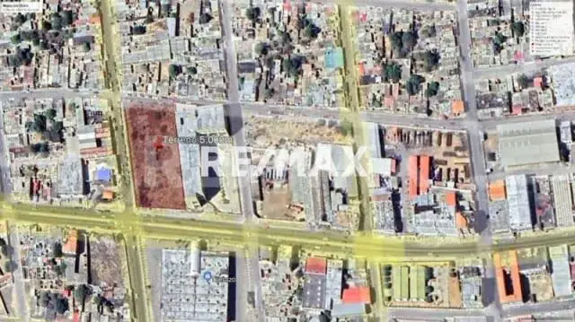 Terreno en Venta - Av. Bolivar