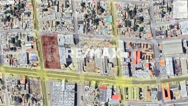 Terreno en Venta - Av. Bolivar