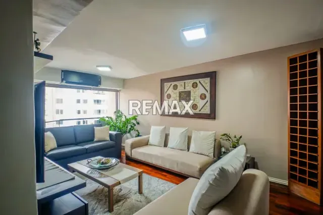 Venta de Apartamento La Bonita - 2
