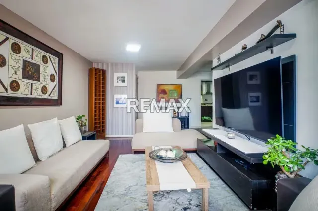 Venta de Apartamento La Bonita - 3