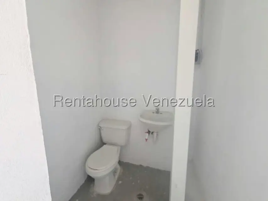 Local Comercial en Alquiler en El Recreo, Lara - 17