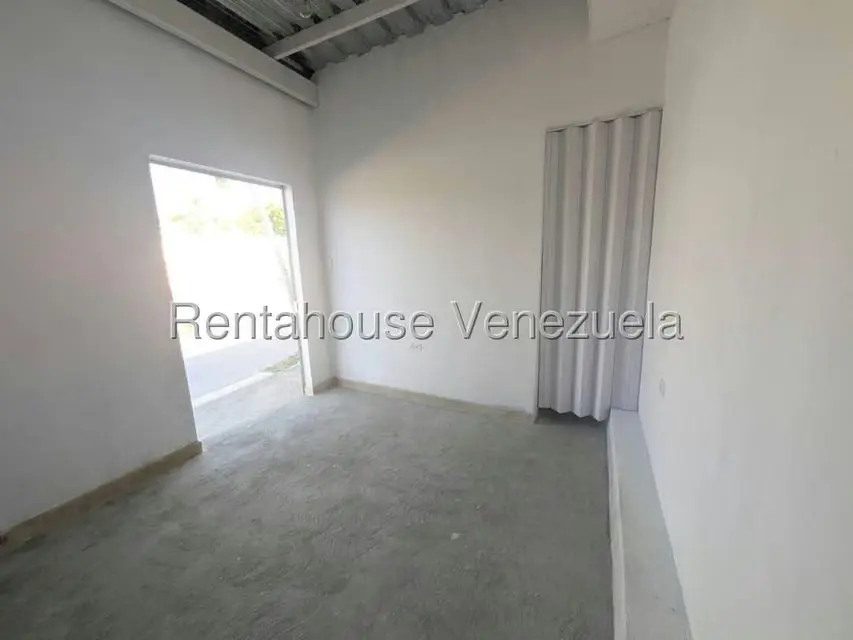 Local Comercial en Alquiler en El Recreo, Lara - 18