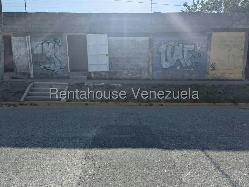 Local Comercial en Alquiler en El Recreo, Lara - 21