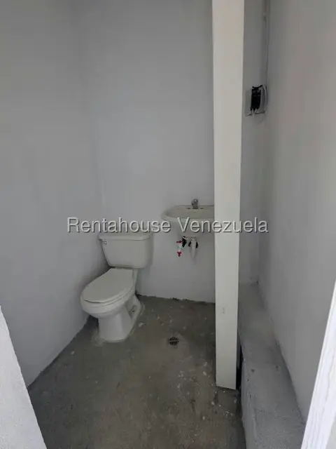 Local Comercial en Alquiler en El Recreo, Lara - 5