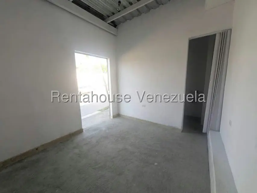 Local Comercial en Alquiler en El Recreo, Lara - 7
