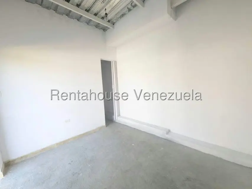 Local Comercial en Alquiler en El Recreo, Lara - 8