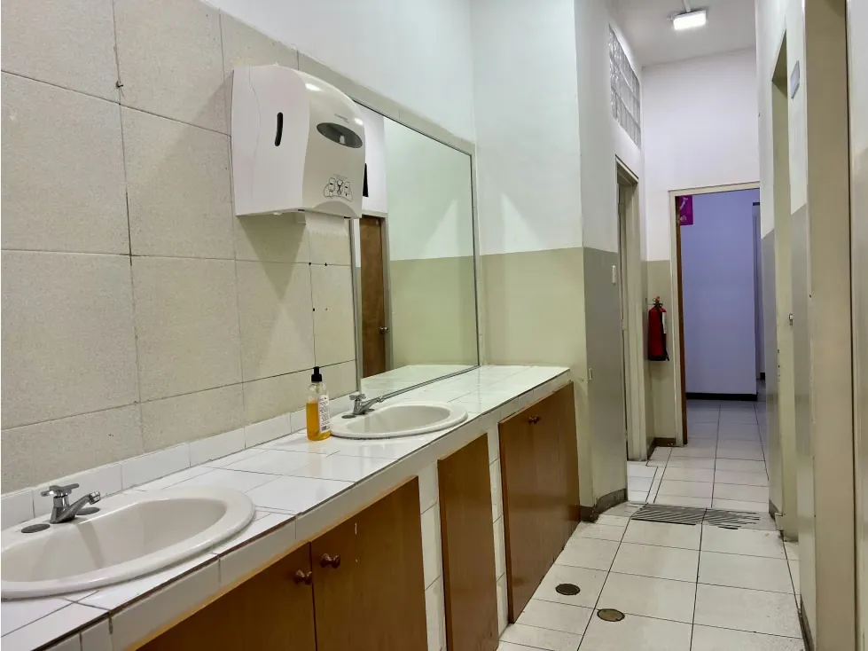 Se vende casa/486Mt/15consultorios/7b/1p/San Bernardino/9832 - 12