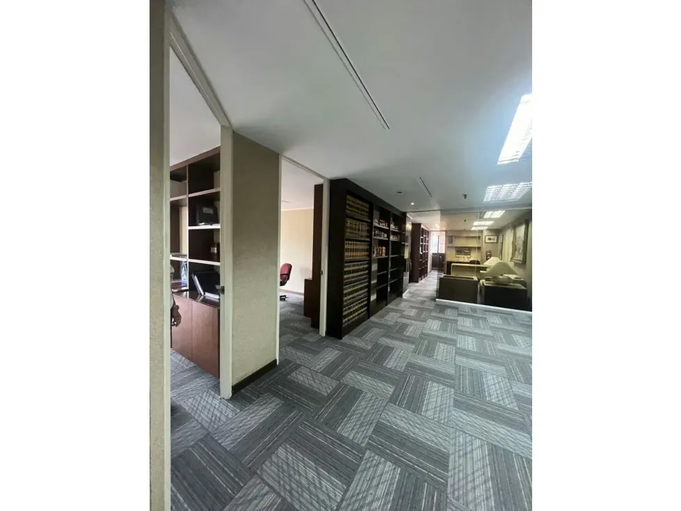 Se alquila oficina 250m2 La Castellana 5249 - 13
