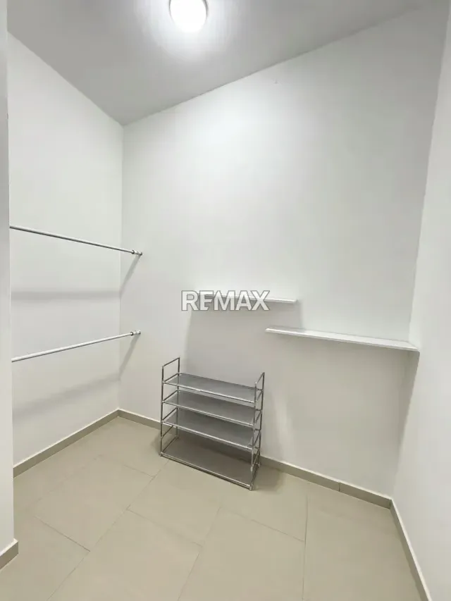 LINDO APARTAMENTO EN VENTA EN LAS DELICIAS - 14