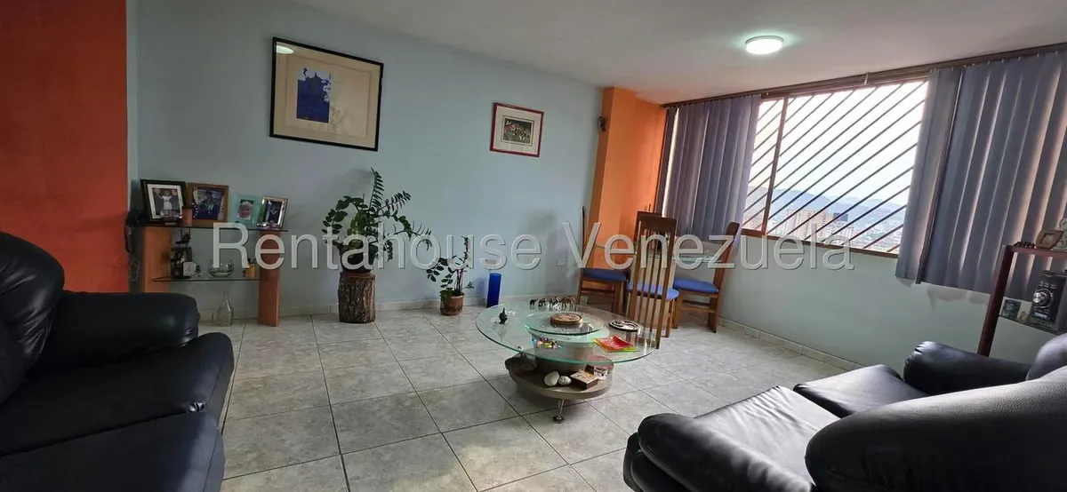 Apartamento (1 Nivel) en Venta en Colinas de Los Chaguaramos, Distrito Metropolitano - 7