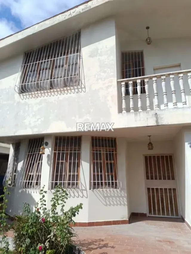 Casa en Venta Urbanizacion Santa Elena Norte Zona Este- Barquisimeto