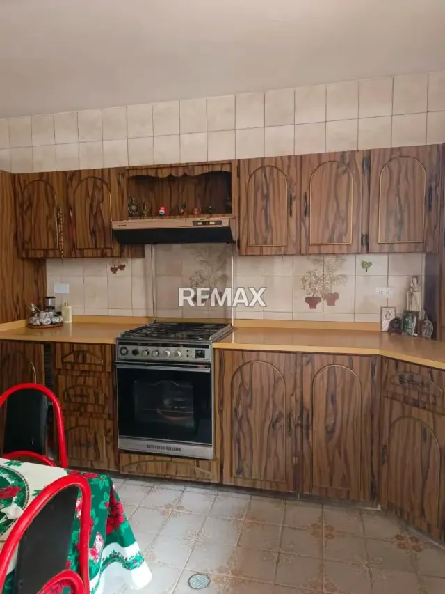 Casa en Venta Urbanizacion Santa Elena Norte Zona Este- Barquisimeto - 3