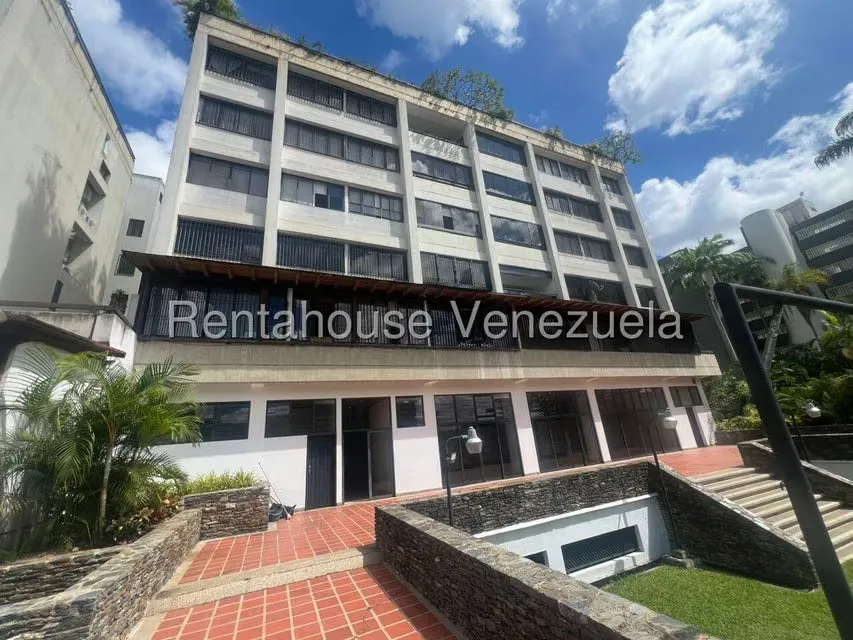 Apartamento (1 Nivel) en Venta en Los Samanes, Distrito Metropolitano - 2