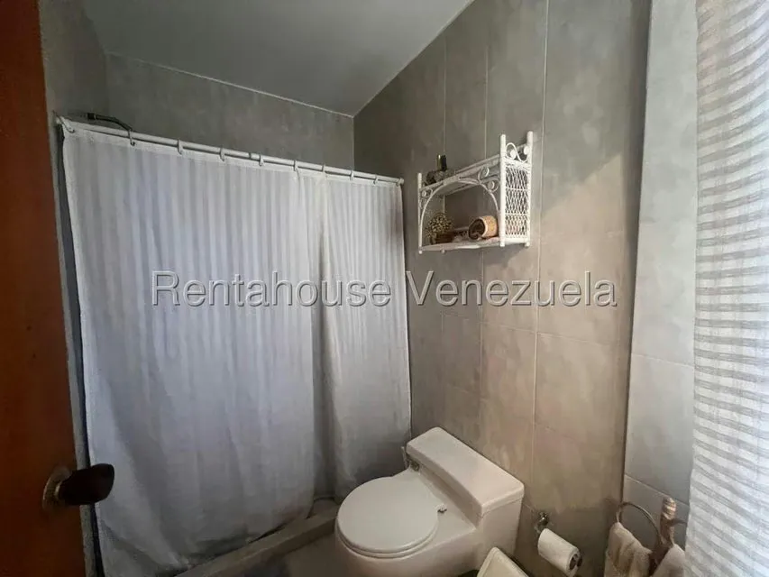 Apartamento (1 Nivel) en Venta en Los Samanes, Distrito Metropolitano - 17