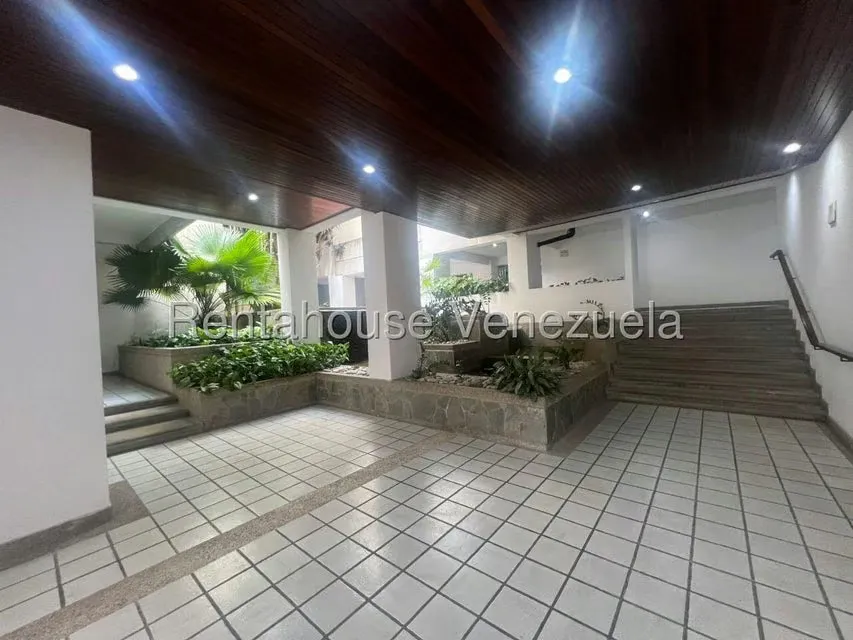 Apartamento (1 Nivel) en Venta en Los Samanes, Distrito Metropolitano - 5